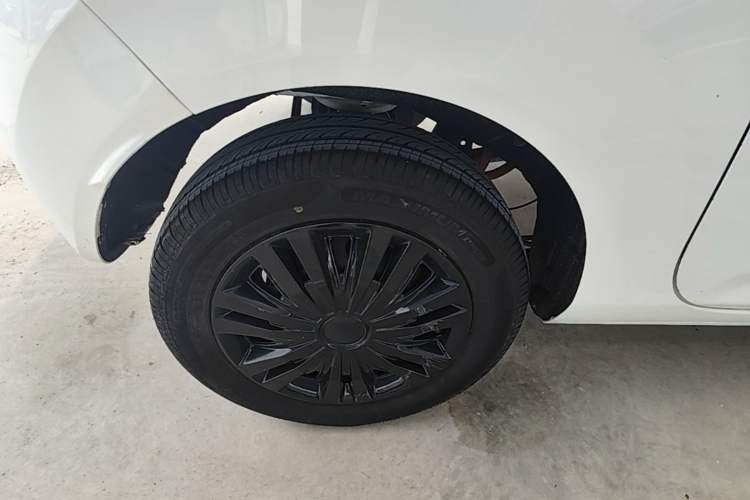 Used Geely Galaxy Panda 2023 Panda Mini 120km Super Cute Bear Right Rear Wheel Hub