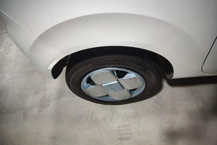Used Geely Galaxy Panda 2023 Panda Mini 200km Endurance Bear Right Rear Wheel Hub