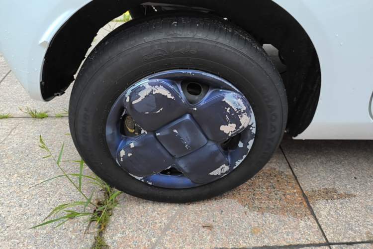 Used Geely Galaxy Panda 2023 Panda Mini 200km Endurance Bear Right Rear Wheel Hub