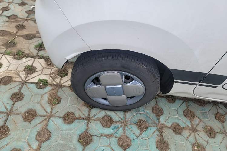 Used Geely Galaxy Panda 2023 Panda Mini 200km Endurance Bear Right Rear Wheel Hub