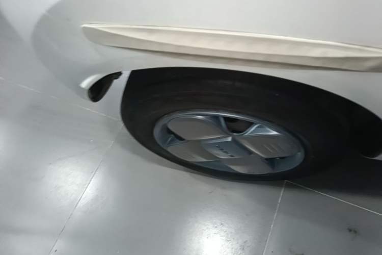 Used Geely Galaxy Panda 2023 Panda Mini 200km Endurance Bear Right Rear Wheel Hub
