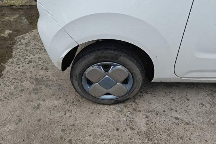 Used Geely Galaxy Panda 2023 Panda Mini 200km Endurance Bear Right Rear Wheel Hub