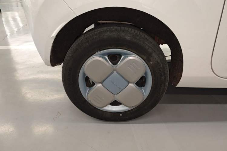 Used Geely Galaxy Panda 2023 Panda Mini 200km Endurance Bear Right Rear Wheel Hub