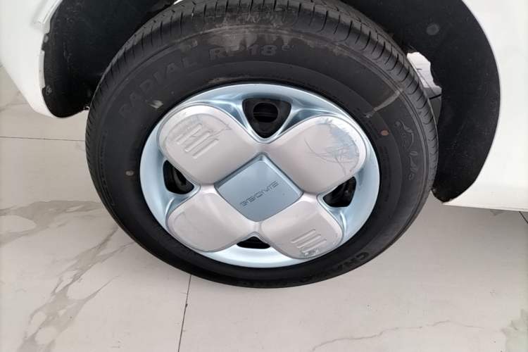 Used Geely Galaxy Panda 2023 Panda Mini 200km Endurance Bear Right Rear Wheel Hub