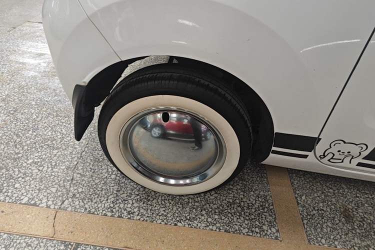 Used Geely Galaxy Panda 2023 Panda Mini 200km Endurance Bear Right Rear Wheel Hub