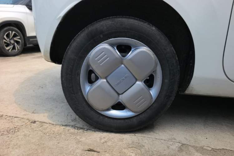 Used Geely Galaxy Panda 2023 Panda Mini 200km Endurance Bear Right Rear Wheel Hub