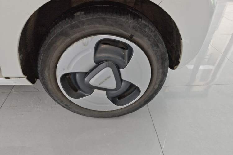 Used Geely Galaxy Panda 2023 Panda Mini 200km Dynamic Bear Right Rear Wheel Hub