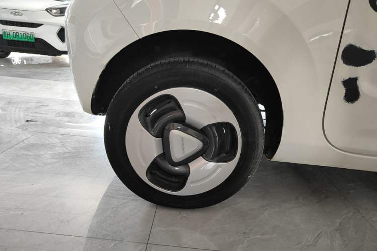 Used Geely Galaxy Panda 2023 Panda Mini New Year Edition Treasure Bear Right Rear Wheel Hub