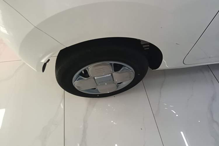 Used Geely Galaxy Panda 2023 Panda Mini 200km Endurance Bear Right Rear Wheel Hub