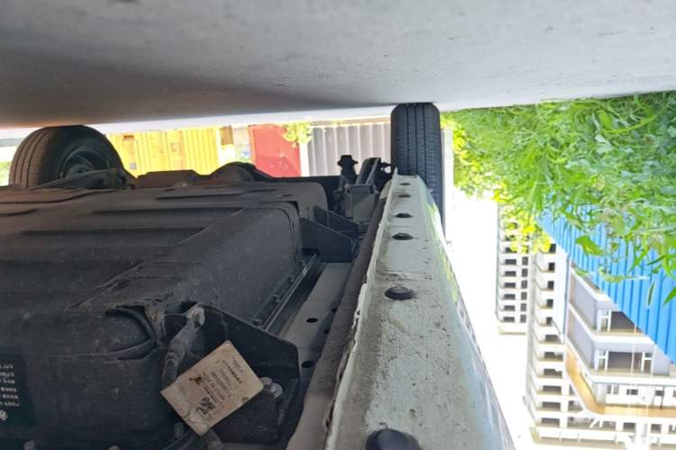 Used Geely Galaxy Panda 2023 Panda Mini 200km Endurance Bear Right Side Sill