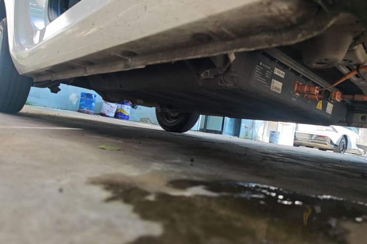 Used Geely Galaxy Panda 2023 Panda Mini 200km Endurance Bear Right Side Sill