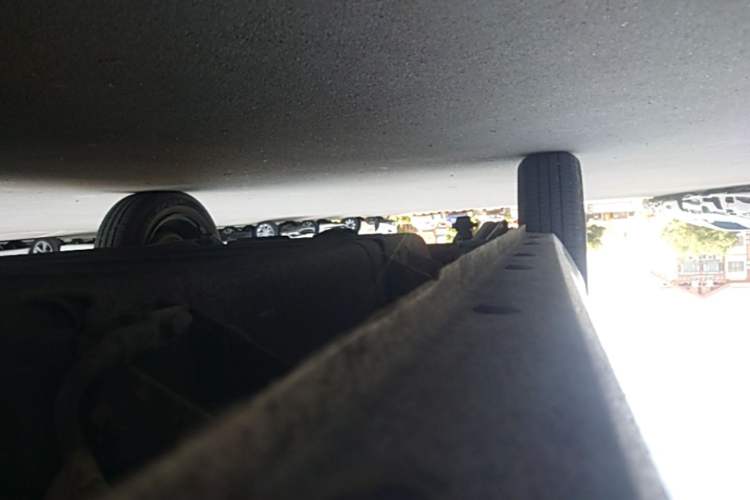 Used Geely Galaxy Panda 2023 Panda Mini 200km Endurance Bear Right Side Sill