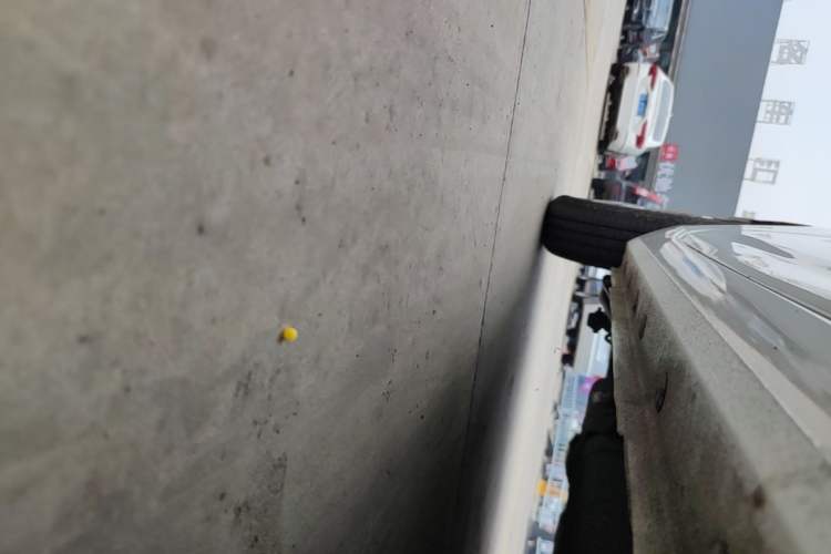 Used Geely Galaxy Panda 2023 Panda Mini 200km Endurance Bear Right Side Sill