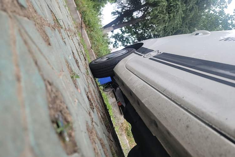 Used Geely Galaxy Panda 2023 Panda Mini 200km Endurance Bear Right Side Sill