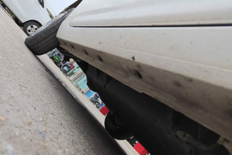 Used Geely Galaxy Panda 2023 Panda Mini 200km Endurance Bear Right Side Sill