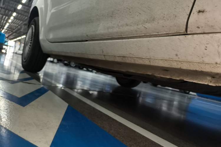 Used Geely Galaxy Panda 2023 Panda Mini 200km Endurance Bear Right Side Sill