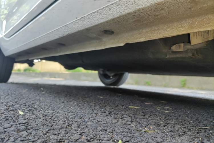 Used Geely Galaxy Panda 2023 Panda Mini 200km Dynamic Bear Right Side Sill