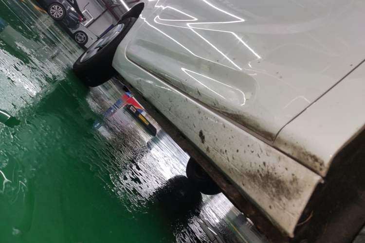 Used Geely Galaxy Panda 2023 Panda Mini 200km Endurance Bear Right Side Sill