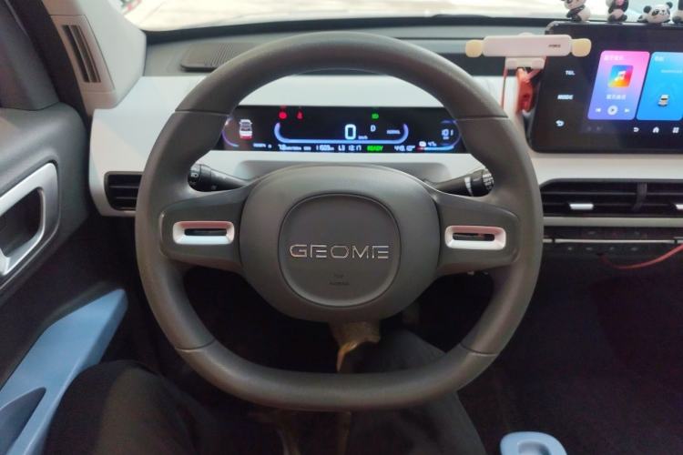 Used Geely Galaxy Panda 2023 Panda Mini 200km Dynamic Bear Steering Wheel