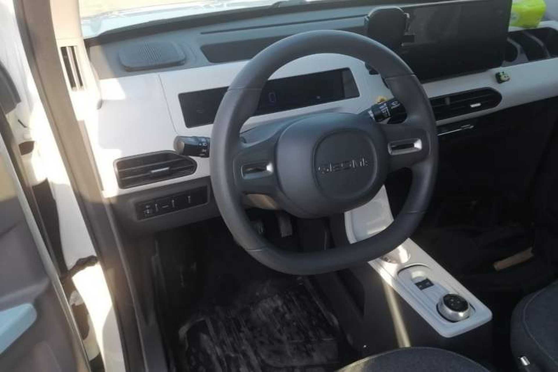 Used Geely Galaxy Panda 2023 Panda Mini 200km Dynamic Bear Steering Wheel