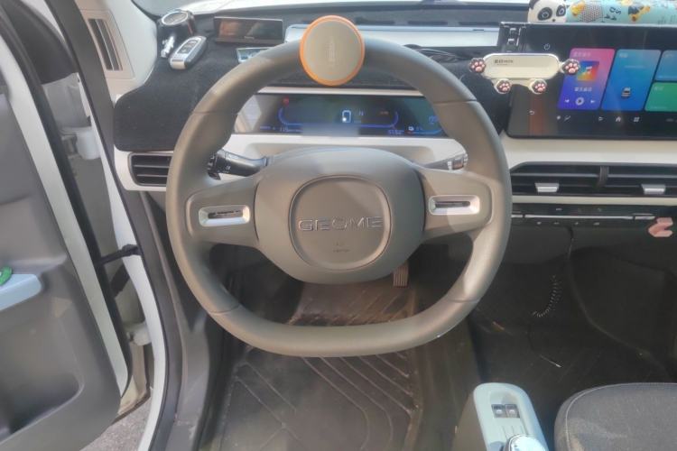 Used Geely Galaxy Panda 2023 Panda Mini 200km Dynamic Bear Steering Wheel