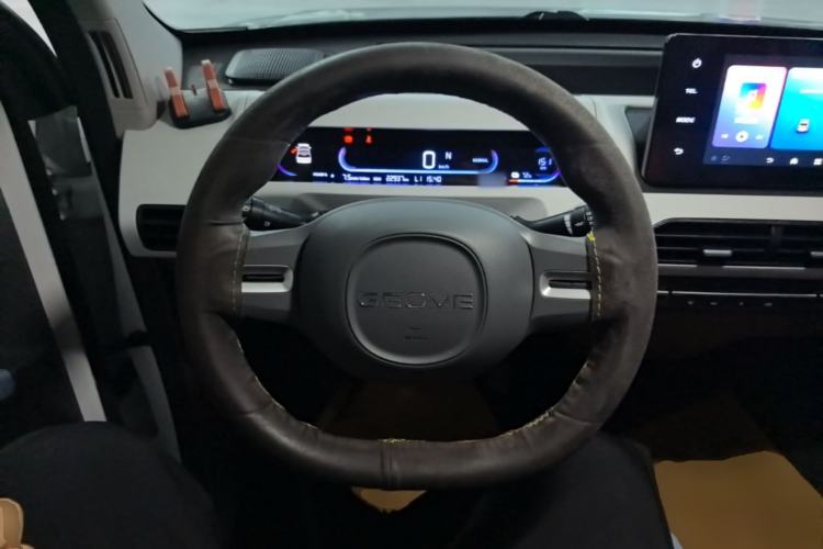 Used Geely Galaxy Panda 2023 Panda Mini 200km Endurance Bear Steering Wheel