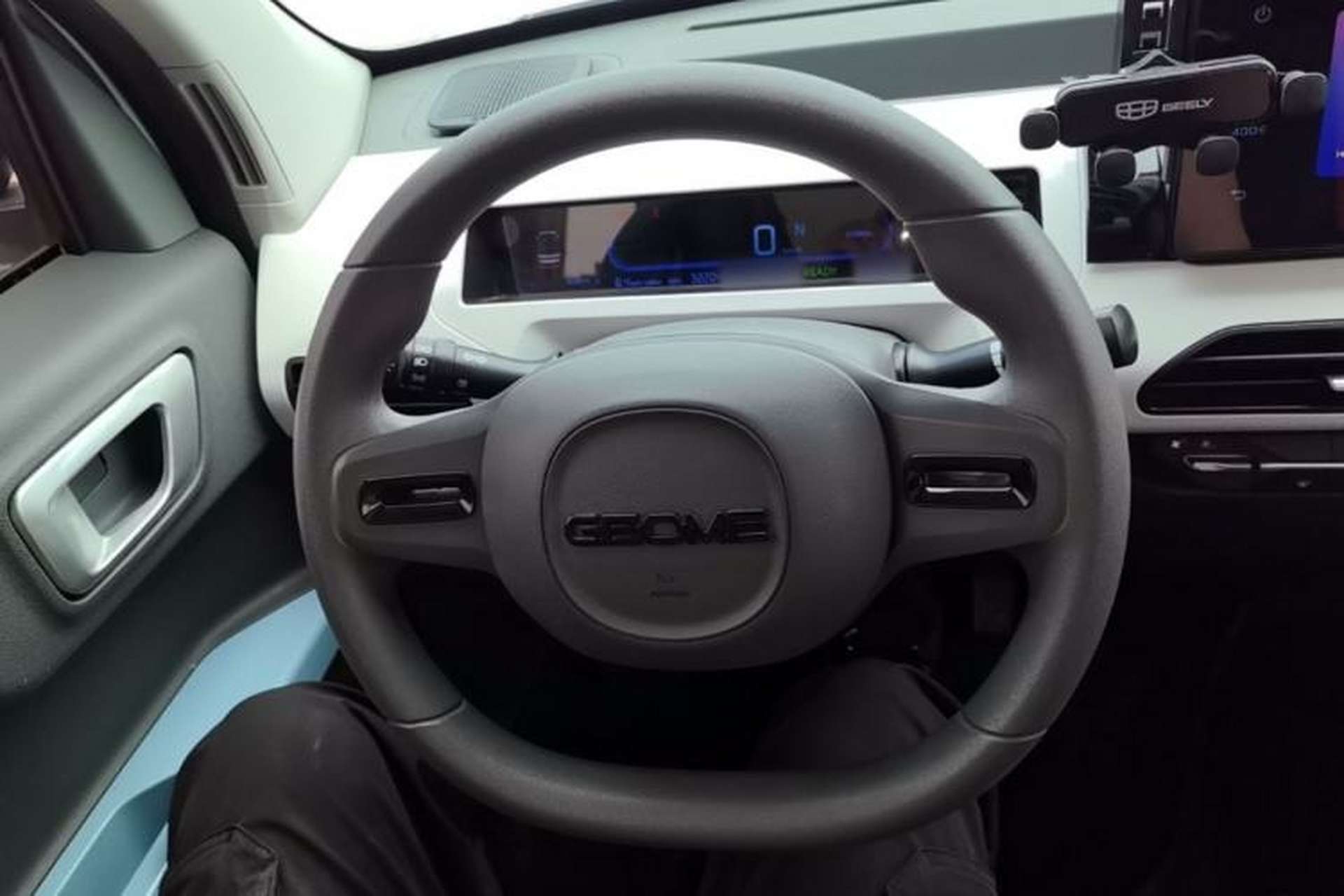 Used Geely Galaxy Panda 2023 Panda Mini 200km Dynamic Bear Steering Wheel