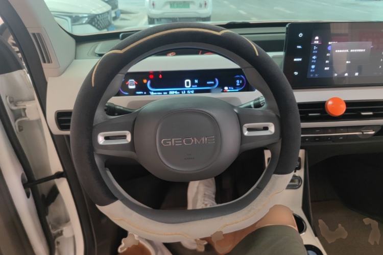 Used Geely Galaxy Panda 2023 Panda Mini 200km Endurance Bear Steering Wheel