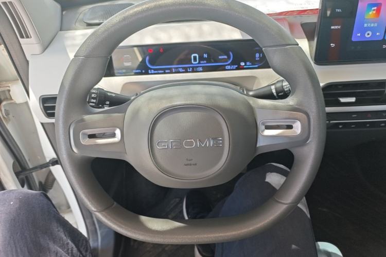 Used Geely Galaxy Panda 2023 Panda Mini 200km Endurance Bear Steering Wheel