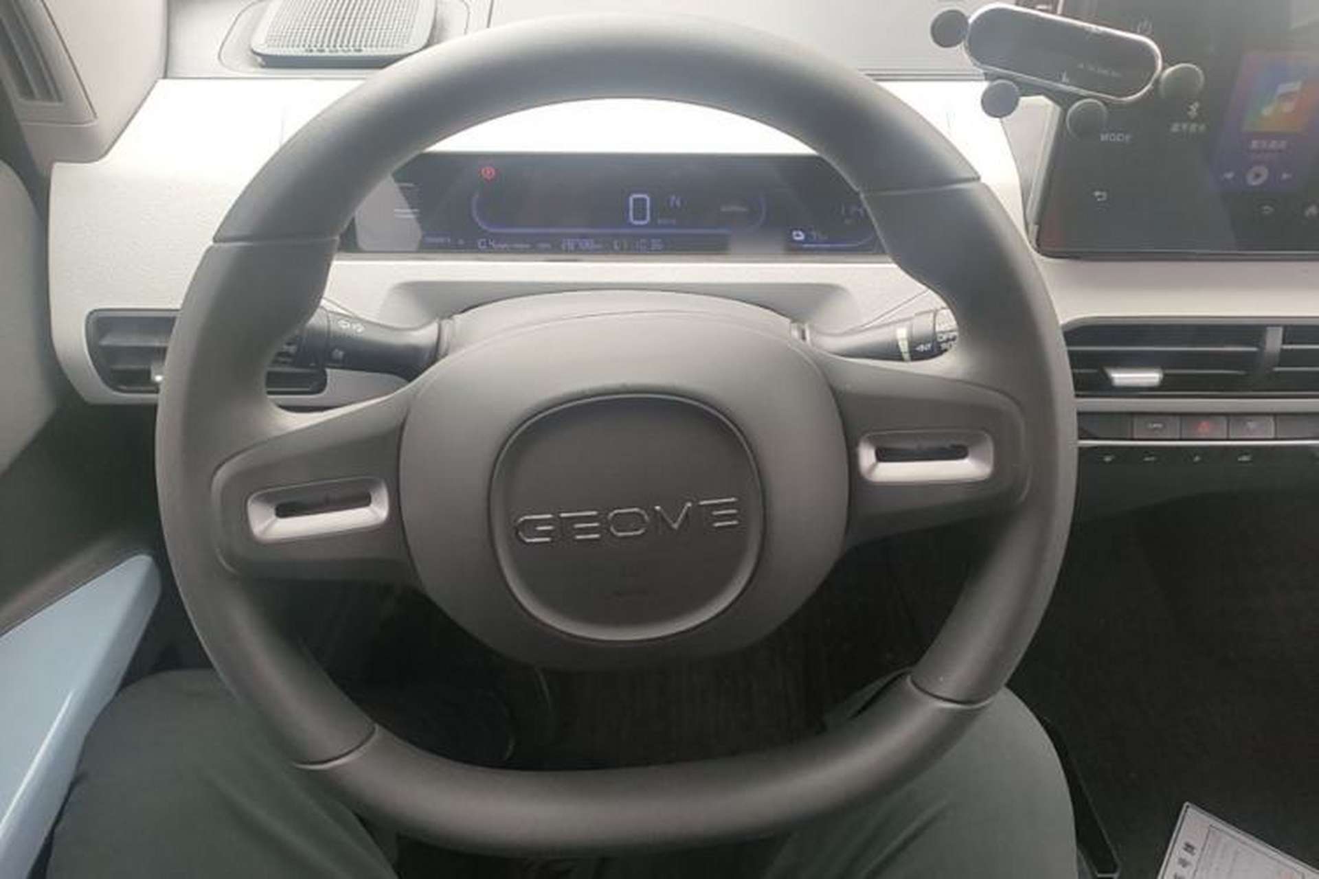 Used Geely Galaxy Panda 2023 Panda Mini 120km Super Cute Bear Steering Wheel