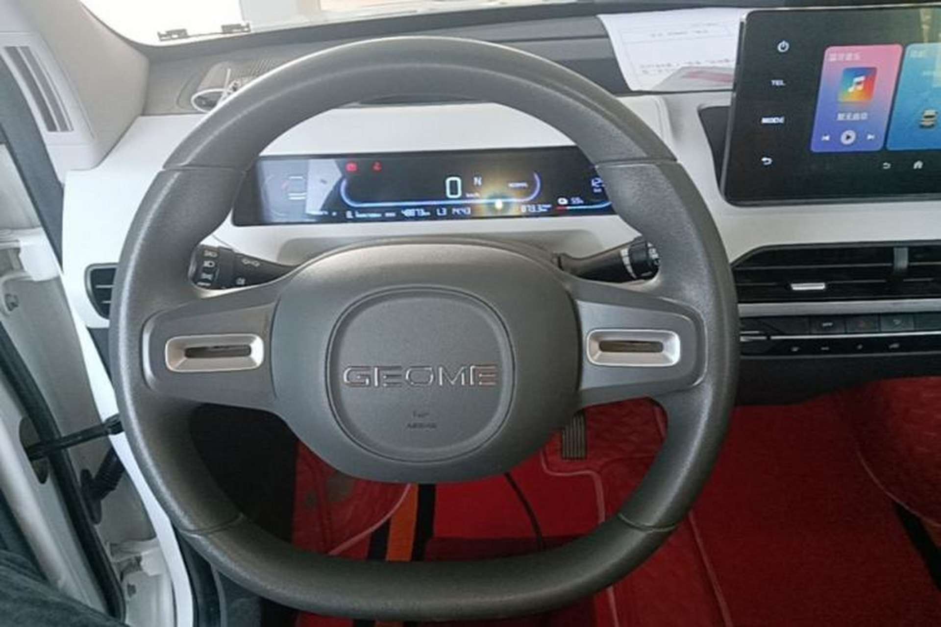 Used Geely Galaxy Panda 2023 Panda Mini 200km Endurance Bear Steering Wheel