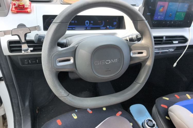 Used Geely Galaxy Panda 2023 Panda Mini 200km Endurance Bear Steering Wheel