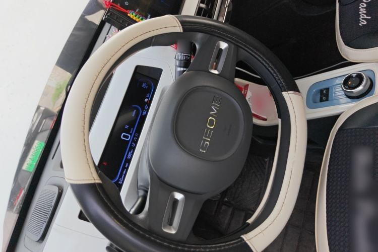 Used Geely Galaxy Panda 2023 Panda Mini 120km Asian Games Edition Steering Wheel