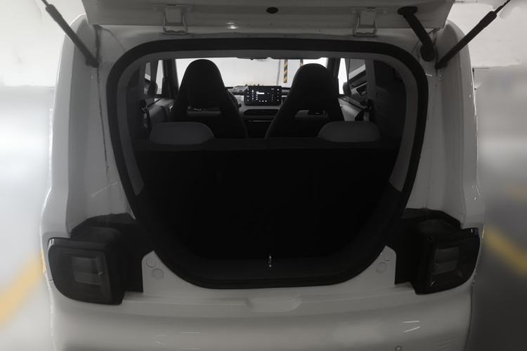 Used Geely Galaxy Panda 2023 Panda Mini 200km Endurance Bear Trunk