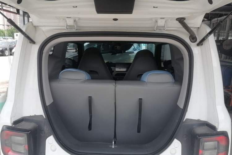 Used Geely Galaxy Panda 2023 Panda Mini 200km Dynamic Bear Trunk