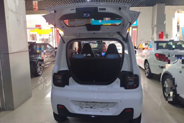 Used Geely Galaxy Panda 2023 Panda Mini 120km Cute Bear Trunk