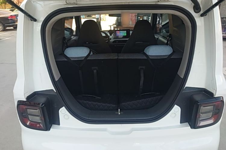 Used Geely Galaxy Panda 2023 Panda Mini 200km Endurance Bear Trunk
