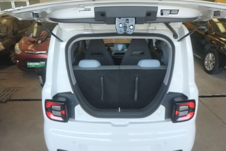 Used Geely Galaxy Panda 2023 Panda Mini 200km Endurance Bear Trunk