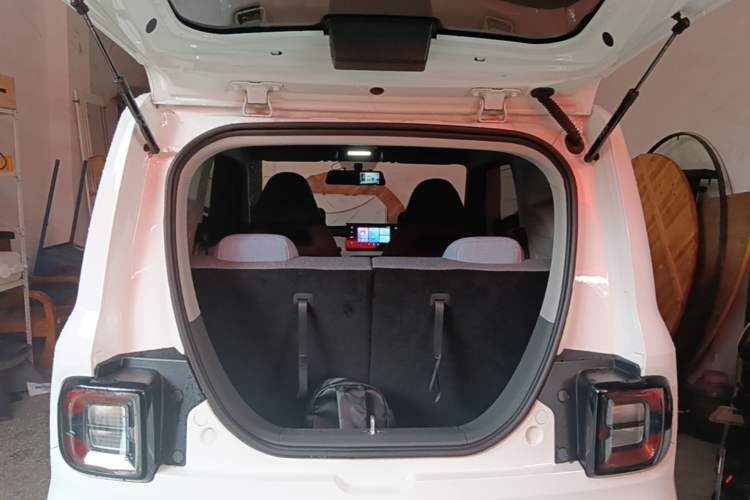 Used Geely Galaxy Panda 2023 Panda Mini 200km Endurance Bear Trunk