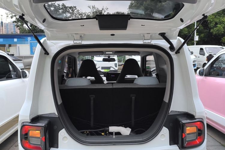Used Geely Galaxy Panda 2023 Panda Mini 200km Endurance Bear Trunk