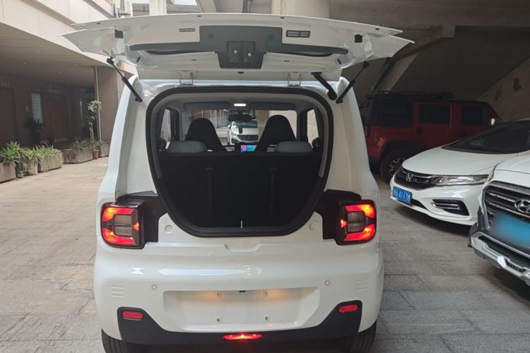 Used Geely Galaxy Panda 2023 Panda Mini 200km Endurance Bear Trunk