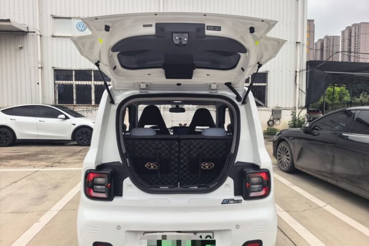 Used Geely Galaxy Panda 2023 Panda Mini 200km Endurance Bear Trunk
