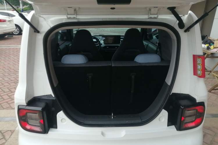 Used Geely Galaxy Panda 2023 Panda Mini 200km Endurance Bear Trunk