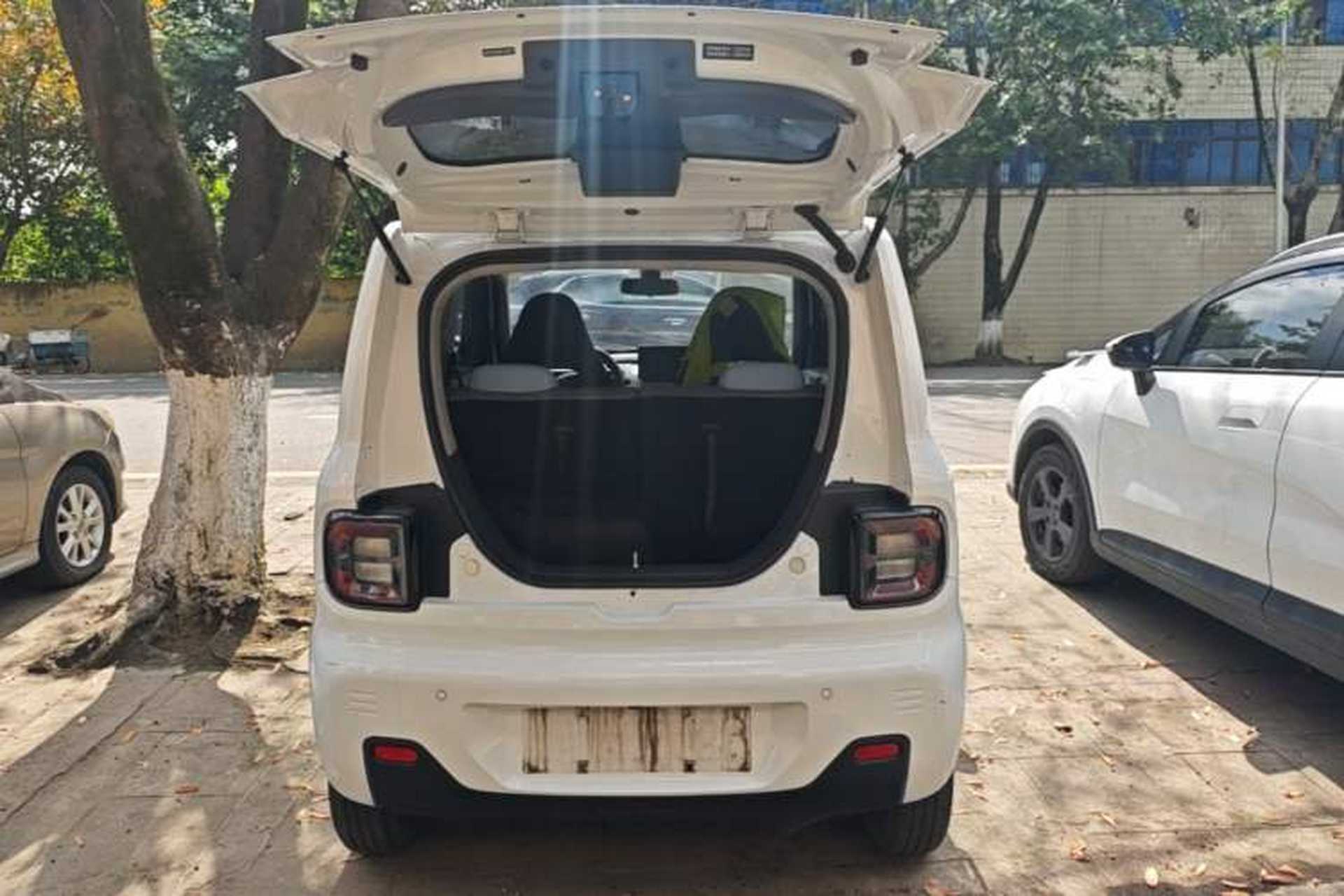 Used Geely Galaxy Panda 2023 Panda Mini 200km Endurance Bear Trunk