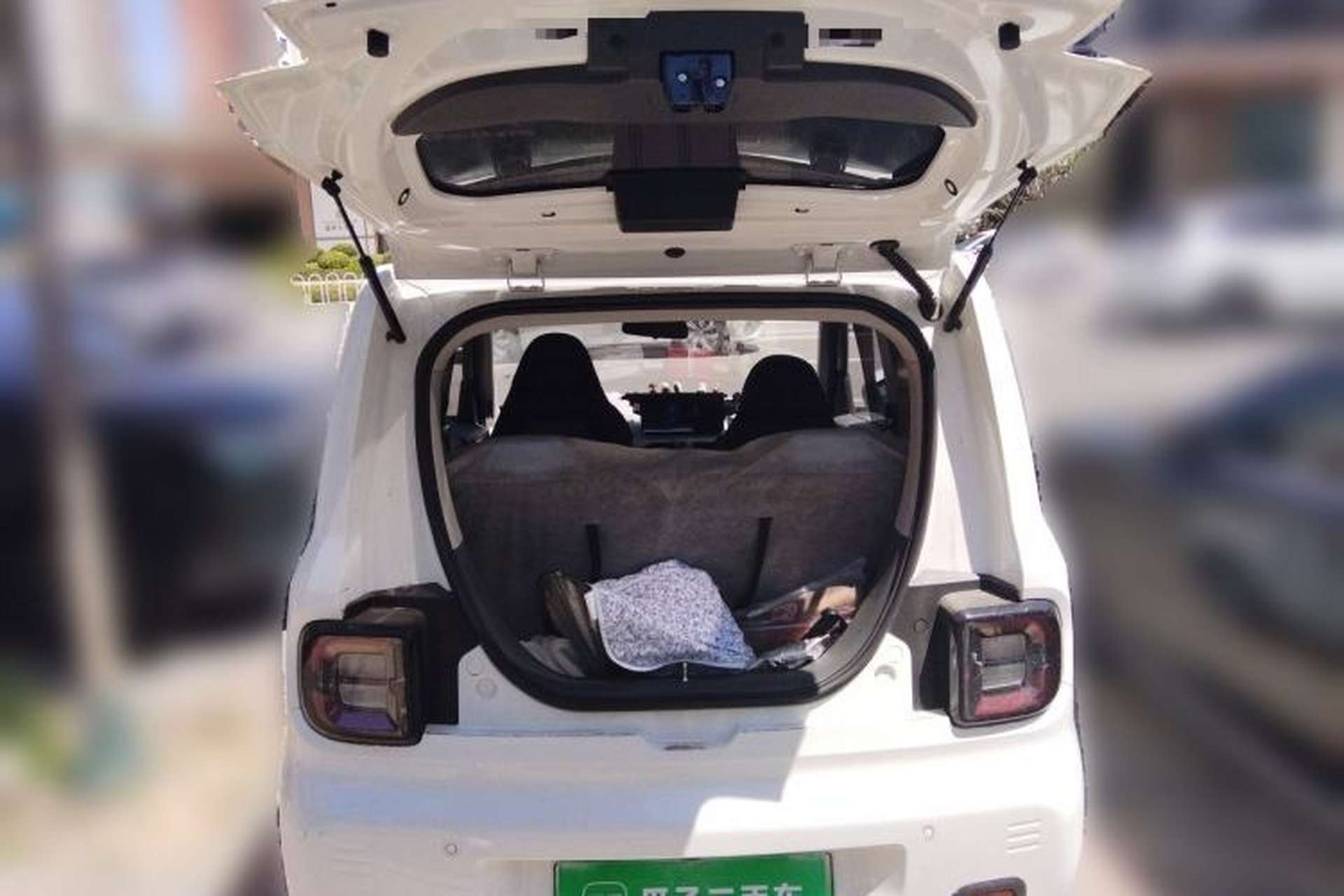 Used Geely Galaxy Panda 2023 Panda Mini 200km Endurance Bear Trunk