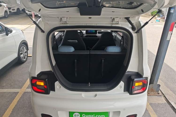 Used Geely Galaxy Panda 2023 Panda Mini 200km Endurance Bear Trunk