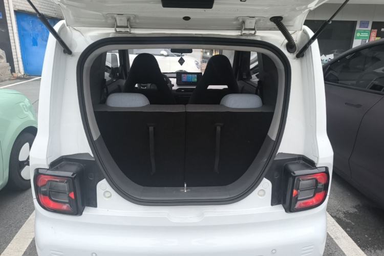 Used Geely Galaxy Panda 2023 Panda Mini 200km Endurance Bear Trunk
