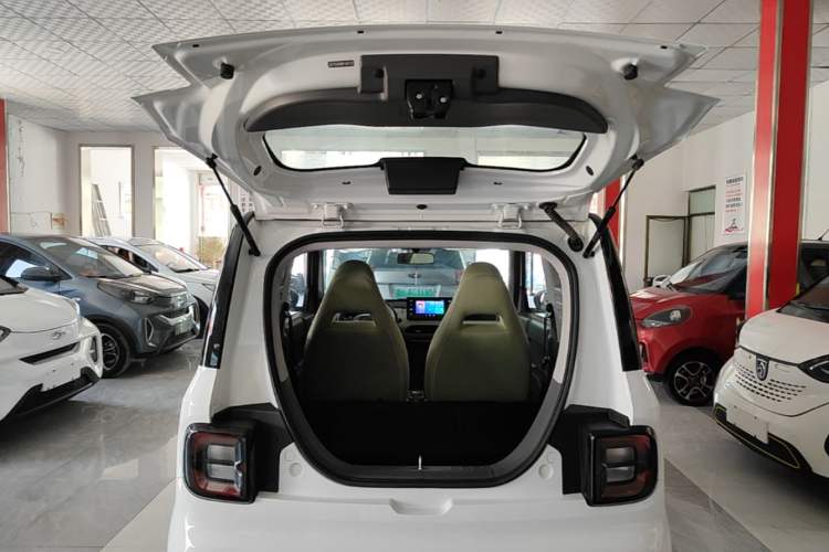 Used Geely Galaxy Panda 2023 Panda Mini New Year Edition Treasure Bear Trunk