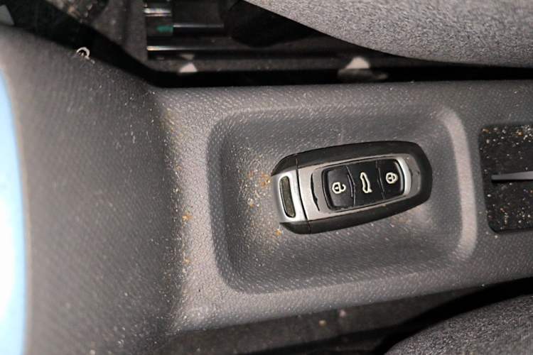 Used Geely Galaxy Panda 2023 Panda Mini 200km Endurance Bear Vehicle Key