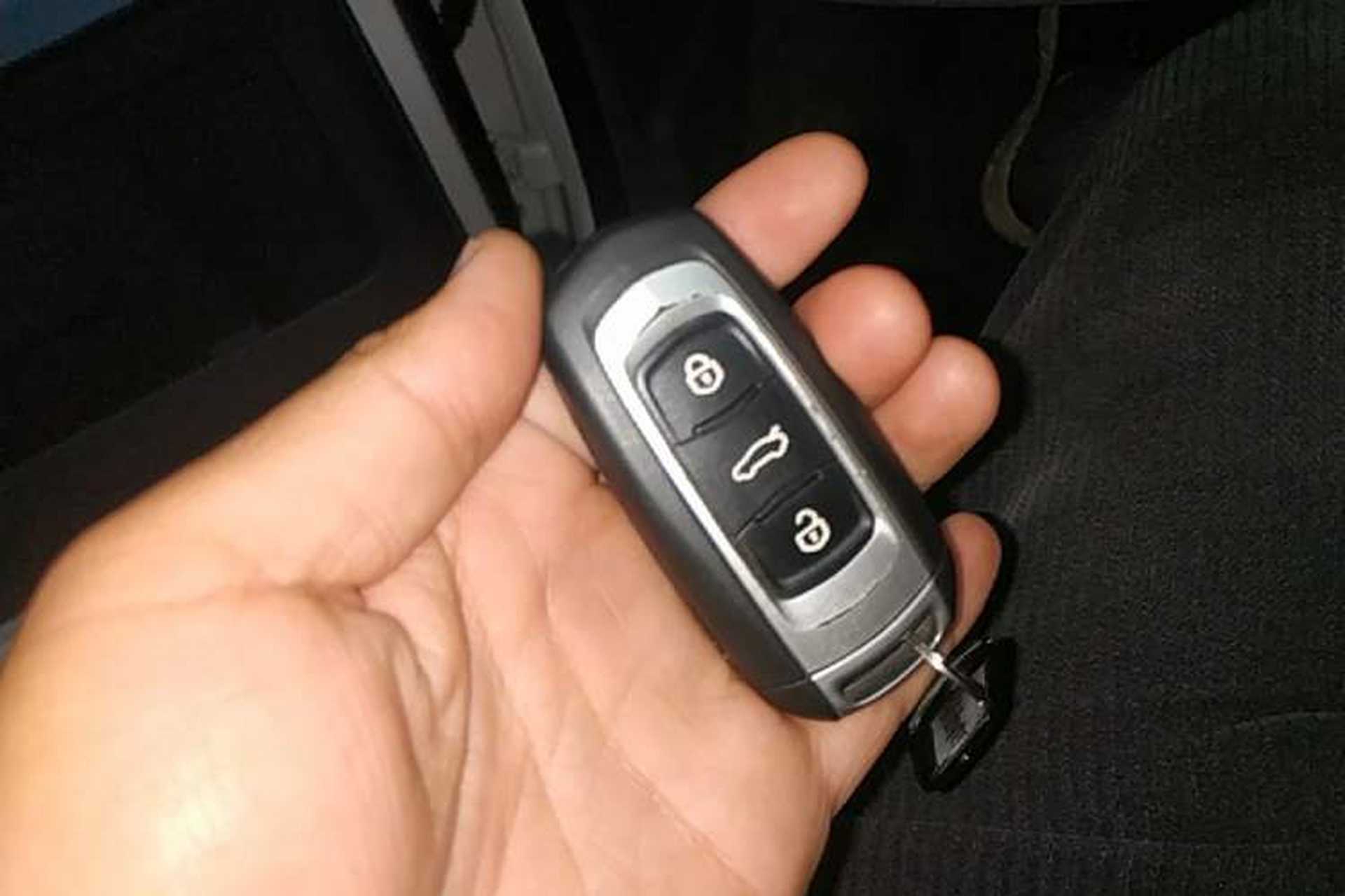 Used Geely Galaxy Panda 2023 Panda Mini 200km Endurance Bear Vehicle Key